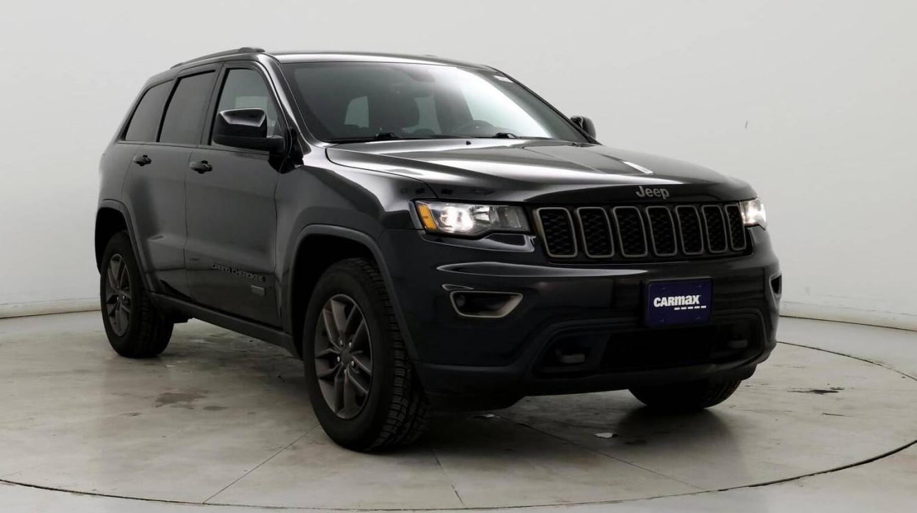 JEEP GRAND CHEROKEE 2017 1C4RJFAG2HC628316 image